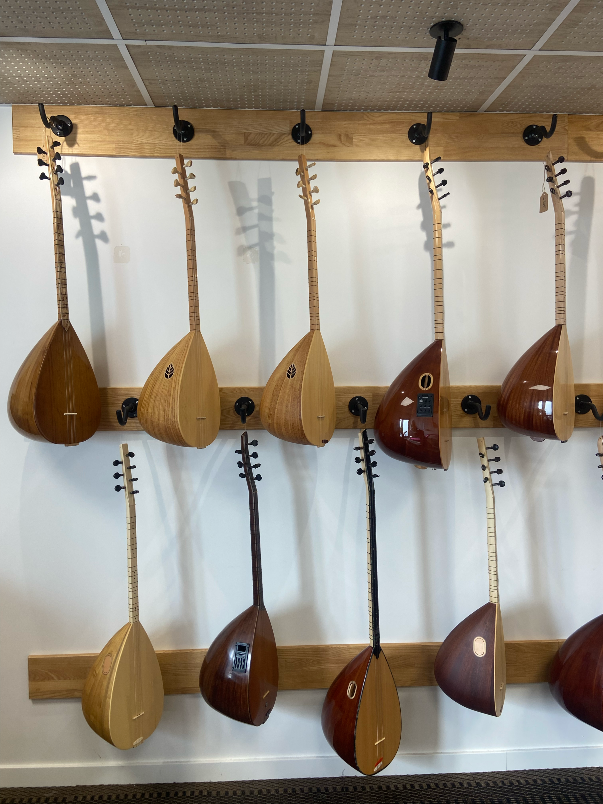 Le Saz Paris bağlama koleksiyonu